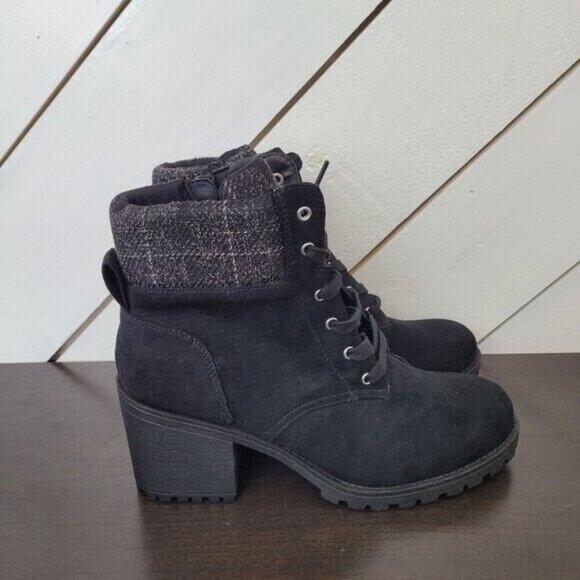 NEW SUN STONE ROMINA LACE-UP HIKER BOOTIES BLACK SIZE 9 - Picture 1 of 10